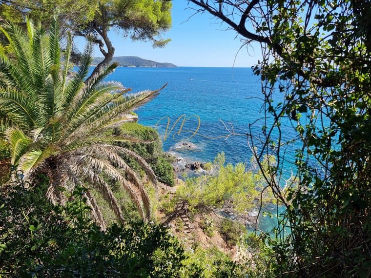 Modern Villa With Sea View And Swimming Pool Near Gigaro Plages 3