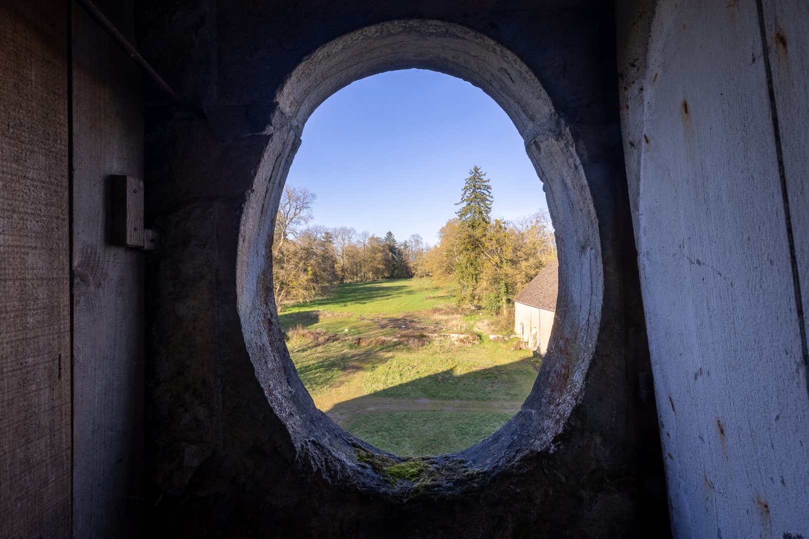1741 Castle With 1500 Sqm And 16 Rooms 4