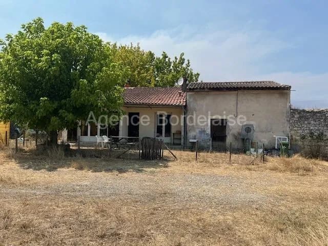 Vineyard Estate Château with Main House and Outbuildings 3