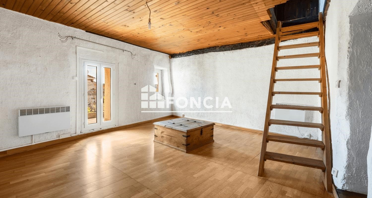 Charming 19th Century Castle With Terrace 2