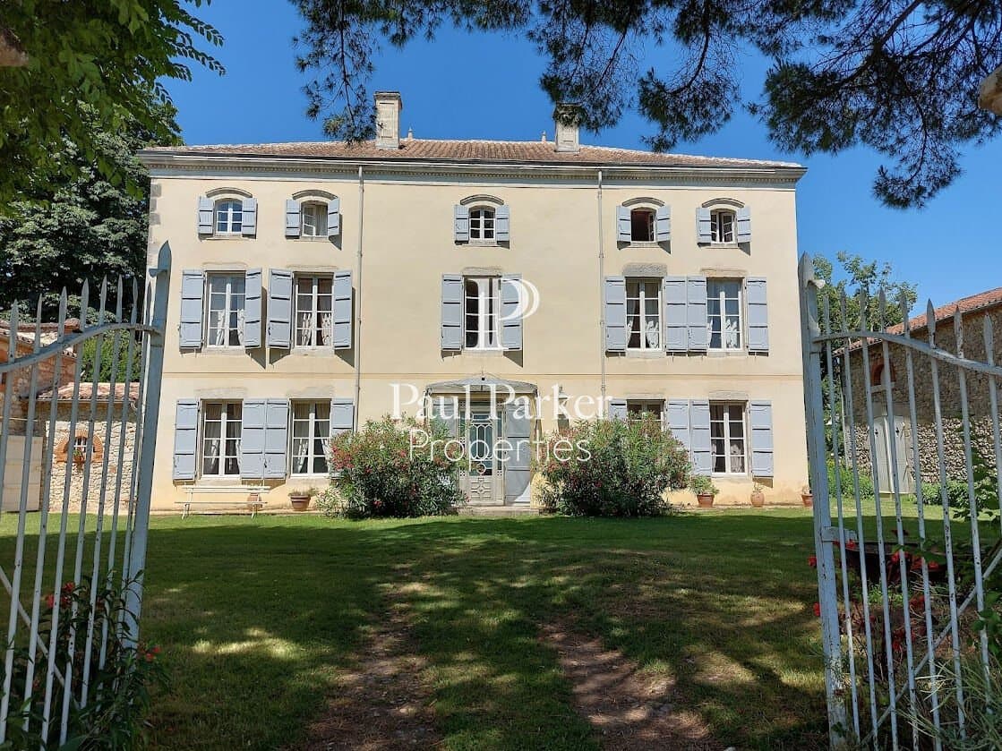 Charming 19th Century Manor House With Pool And Chapel Set In 17 Hectares 2