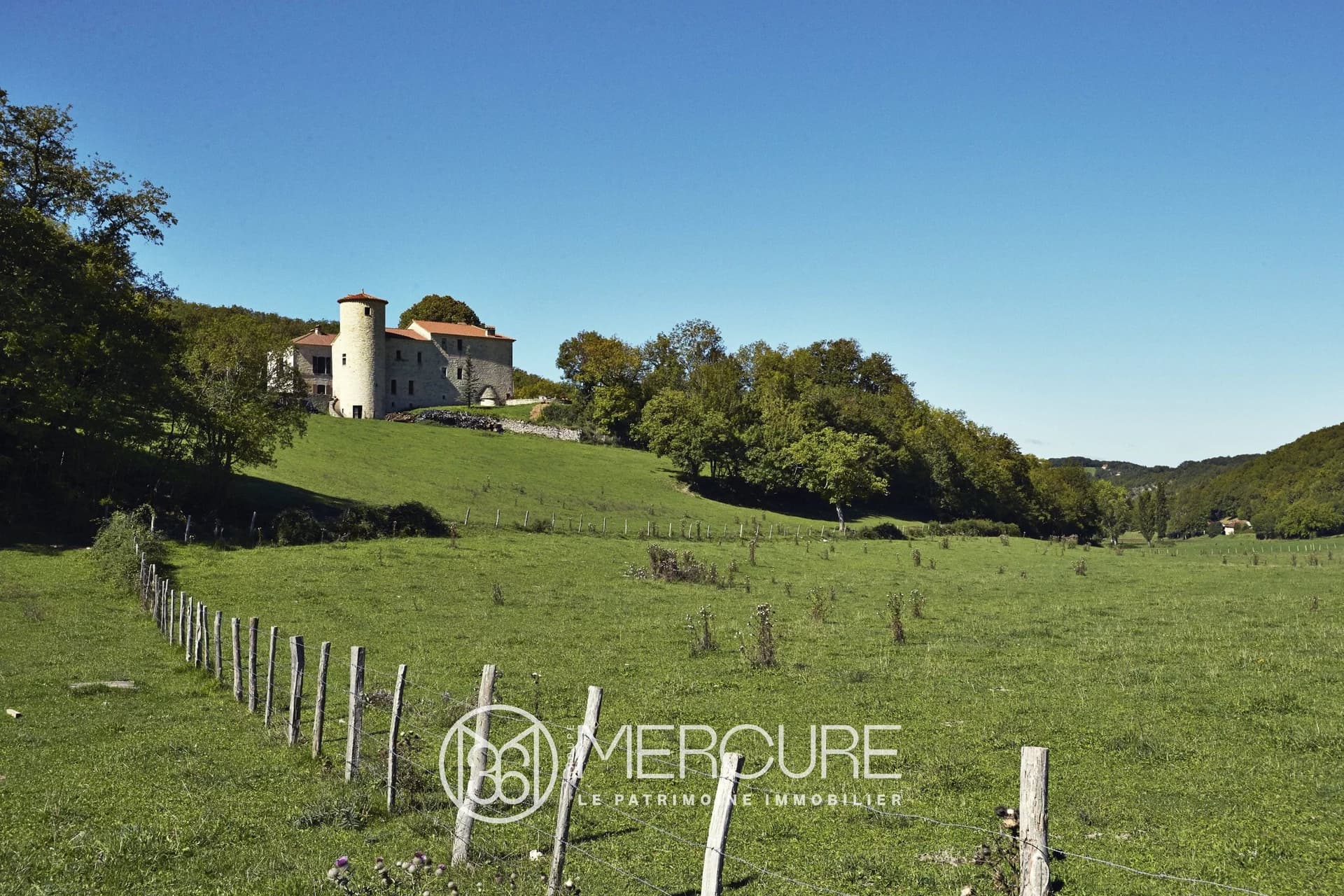 Exceptional 11th and 18th Century Castle with Extensive Grounds 5