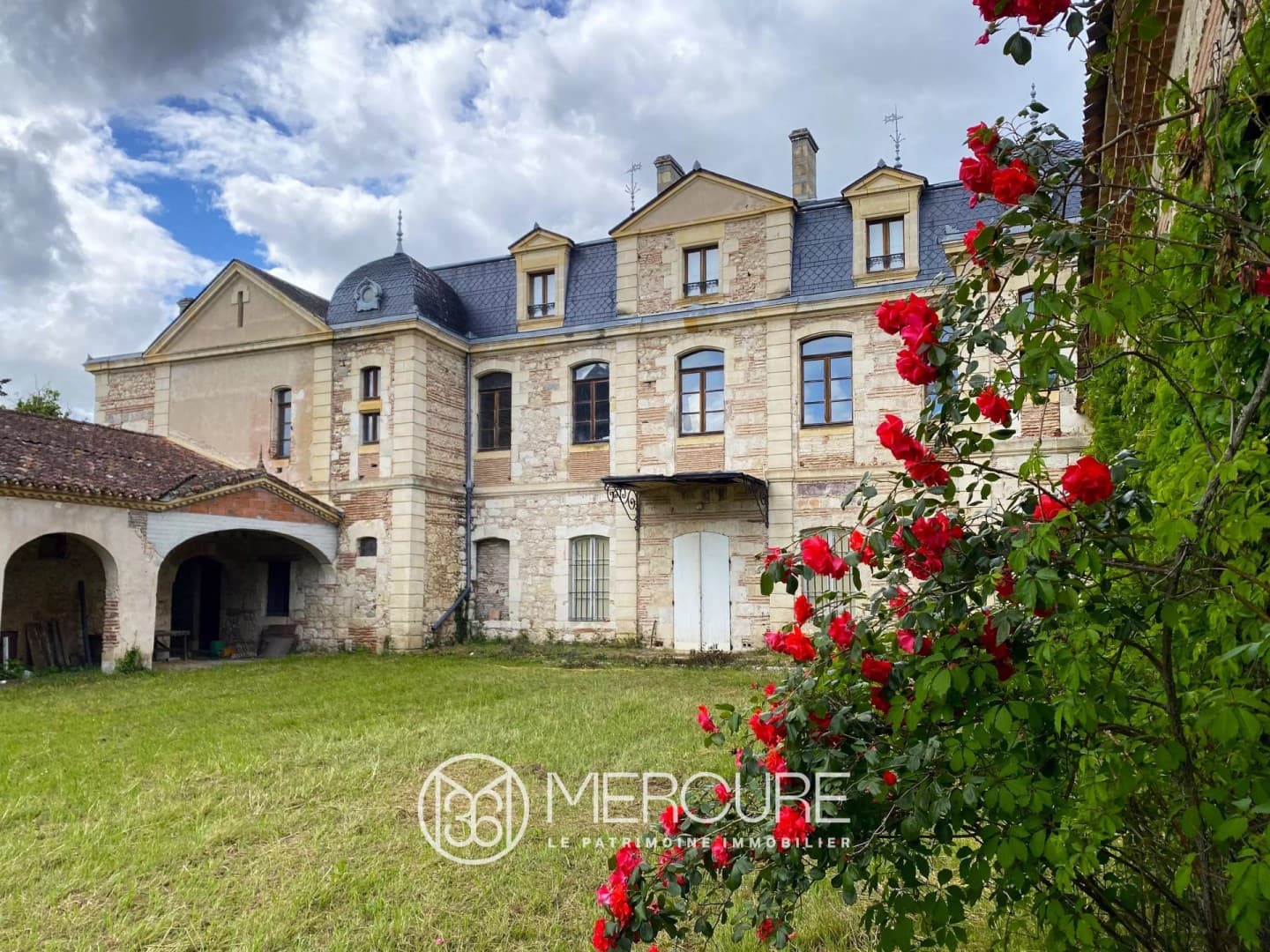 Restoration Opportunity for 18th Century Château with 42 Hectares 3