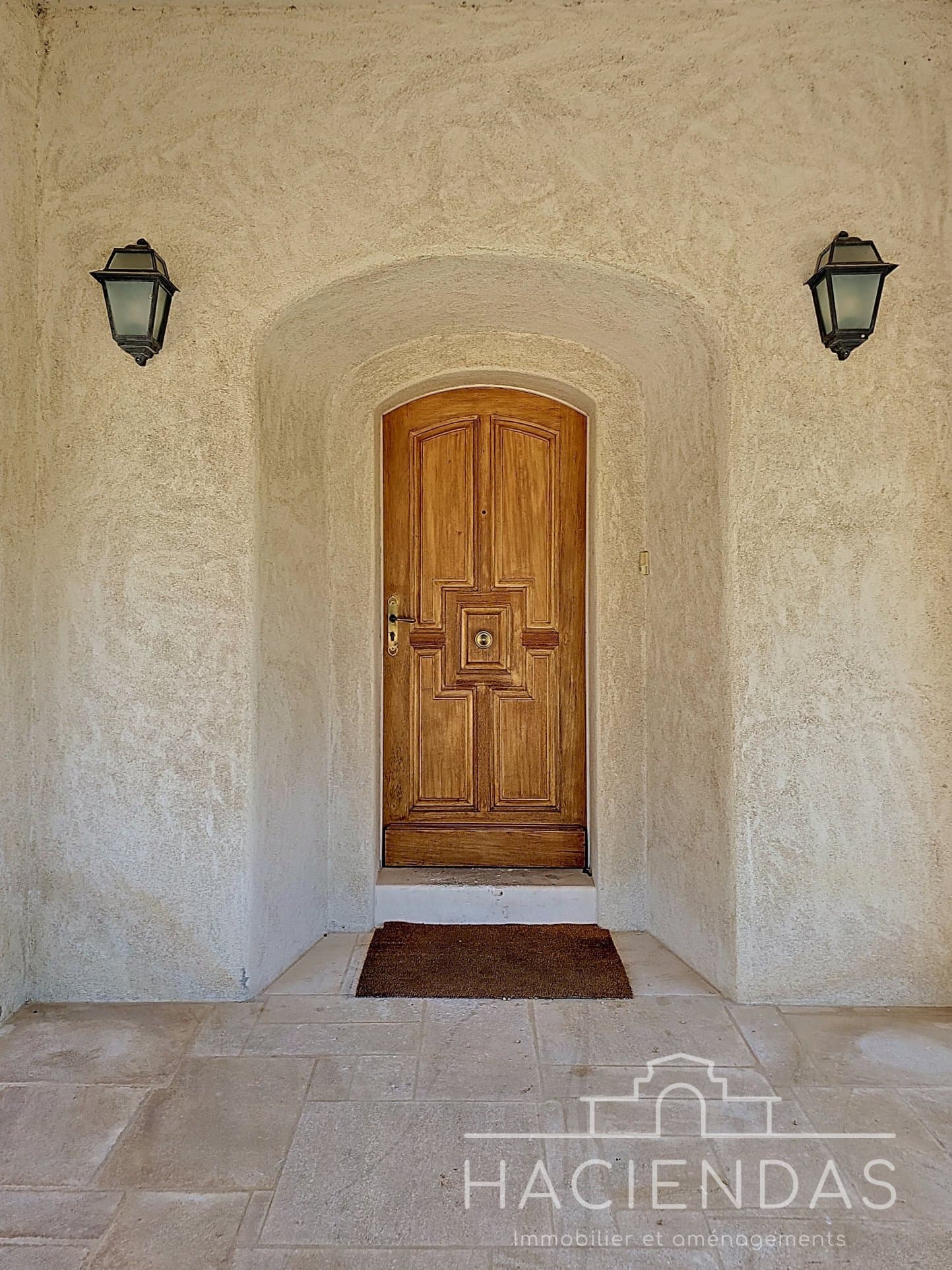 Elegant Bastide with Pool and Independent Apartment in the Heart of Provence 5