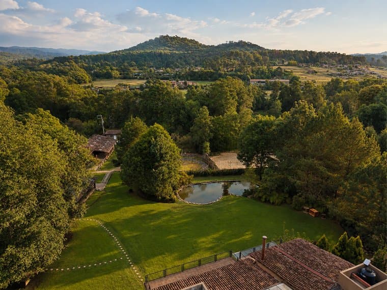 Exceptional Equestrian Estate with Private River and Lake 4