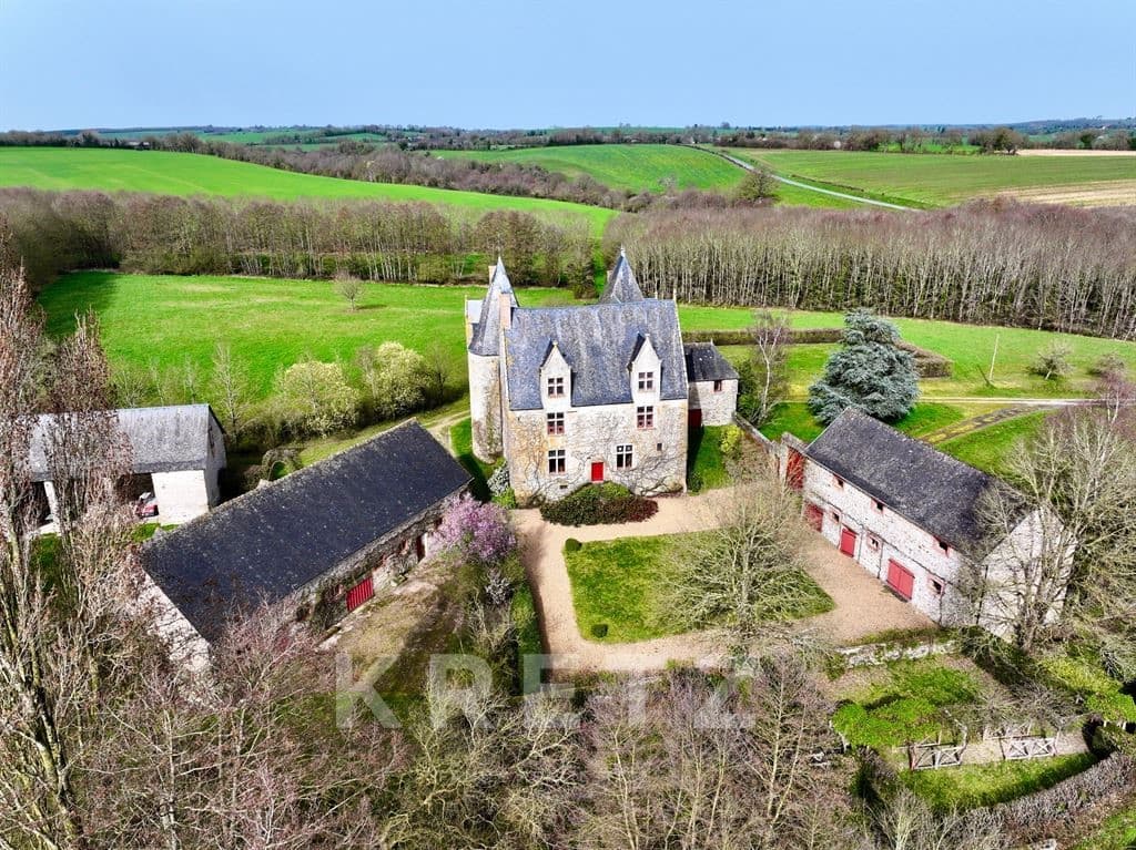 Historic Manor House with Wellness Area and Landscaped Garden 2