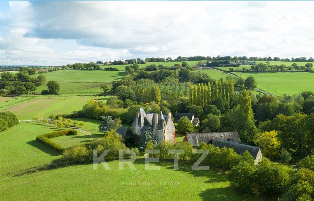 Historic Manor House with Wellness Area and Landscaped Garden 5