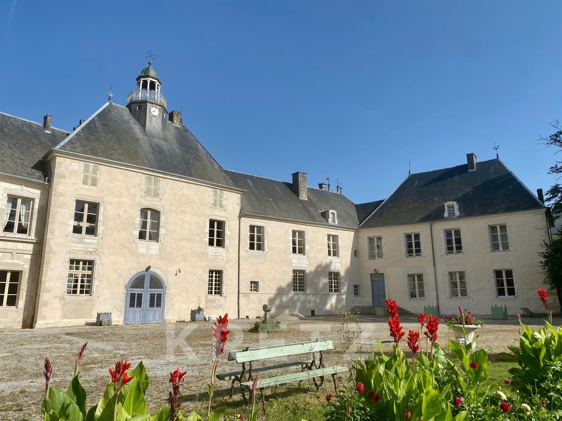 Historic 16th-18th Century Château With Extensive Outbuildings And 4.7 Hectare Park 2