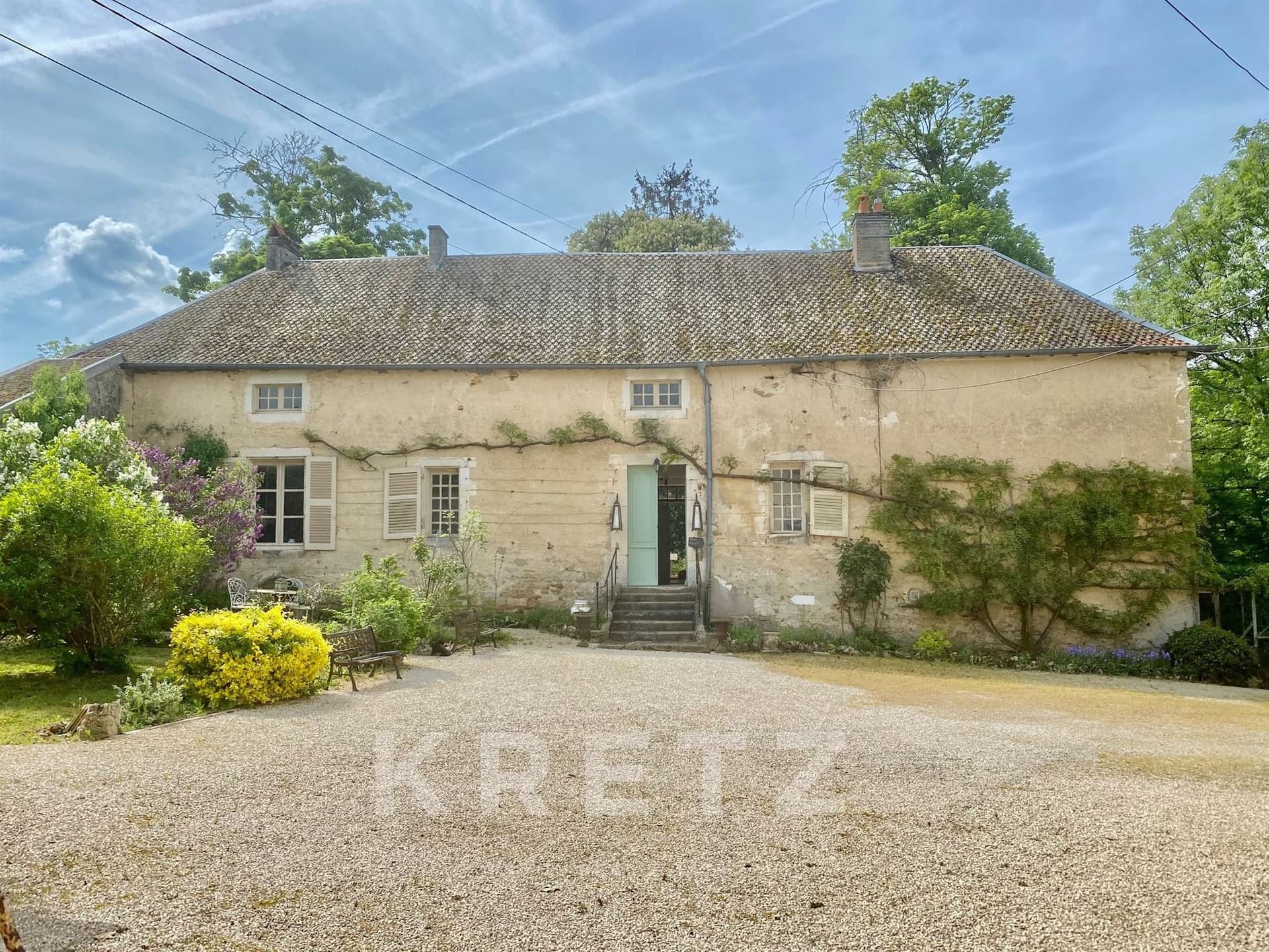 Historic 16th-18th Century Château With Extensive Outbuildings And 4.7 Hectare Park 4
