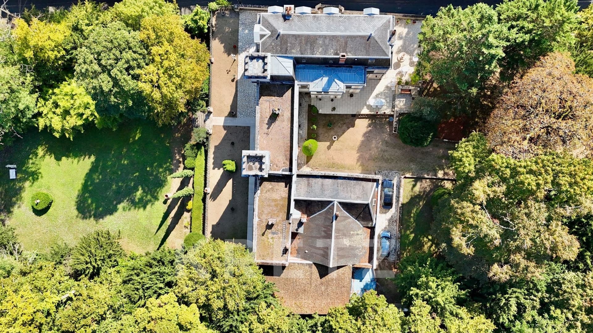 19th Century Neo-Gothic Château With Indoor Pool And Extensive Grounds 3