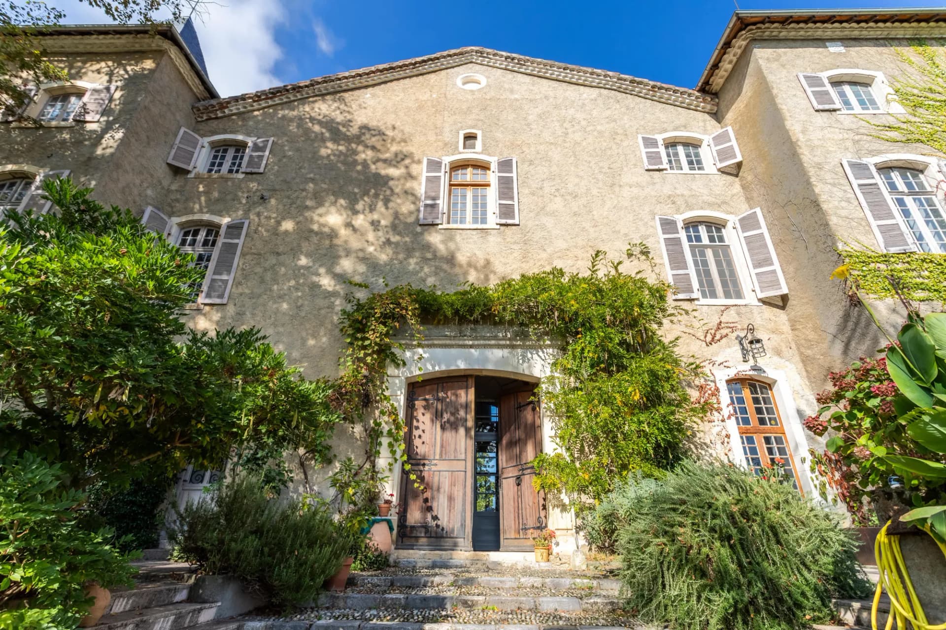 Château de Castelbon 1000.0 Sqm 7 Bedrooms 3