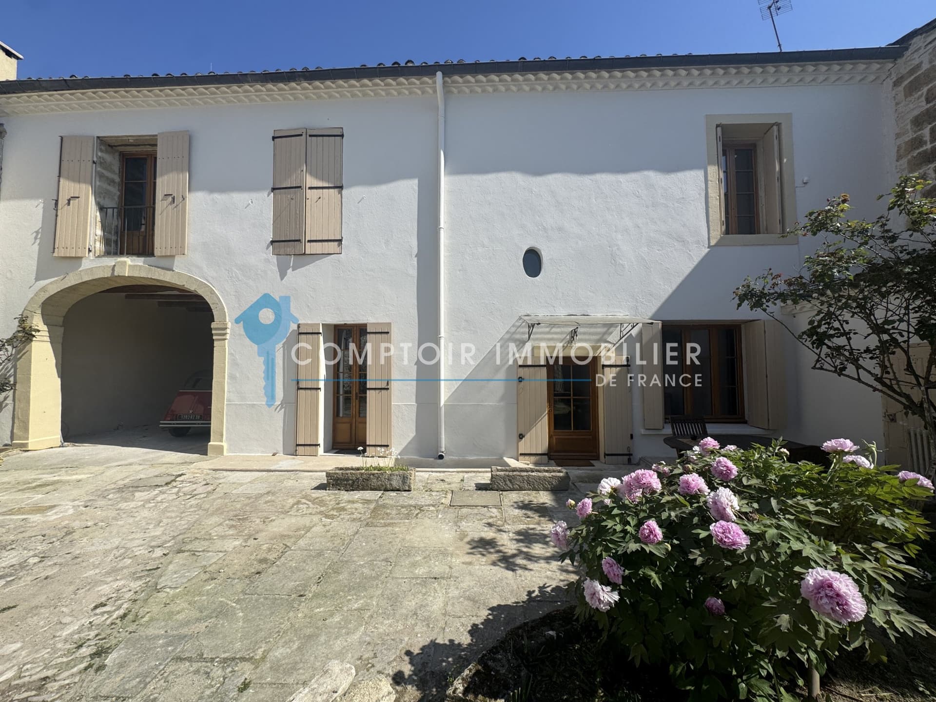 Castles for sale in Vergèze