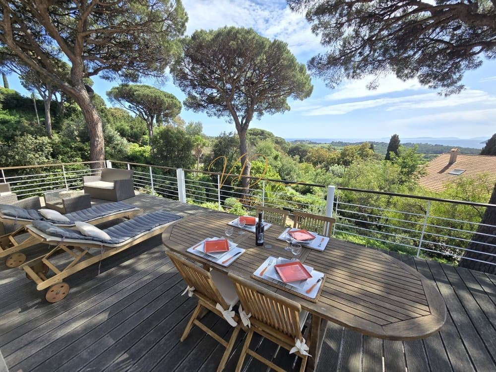 Charming House With Panoramic Sea View And Spacious Terrace 5