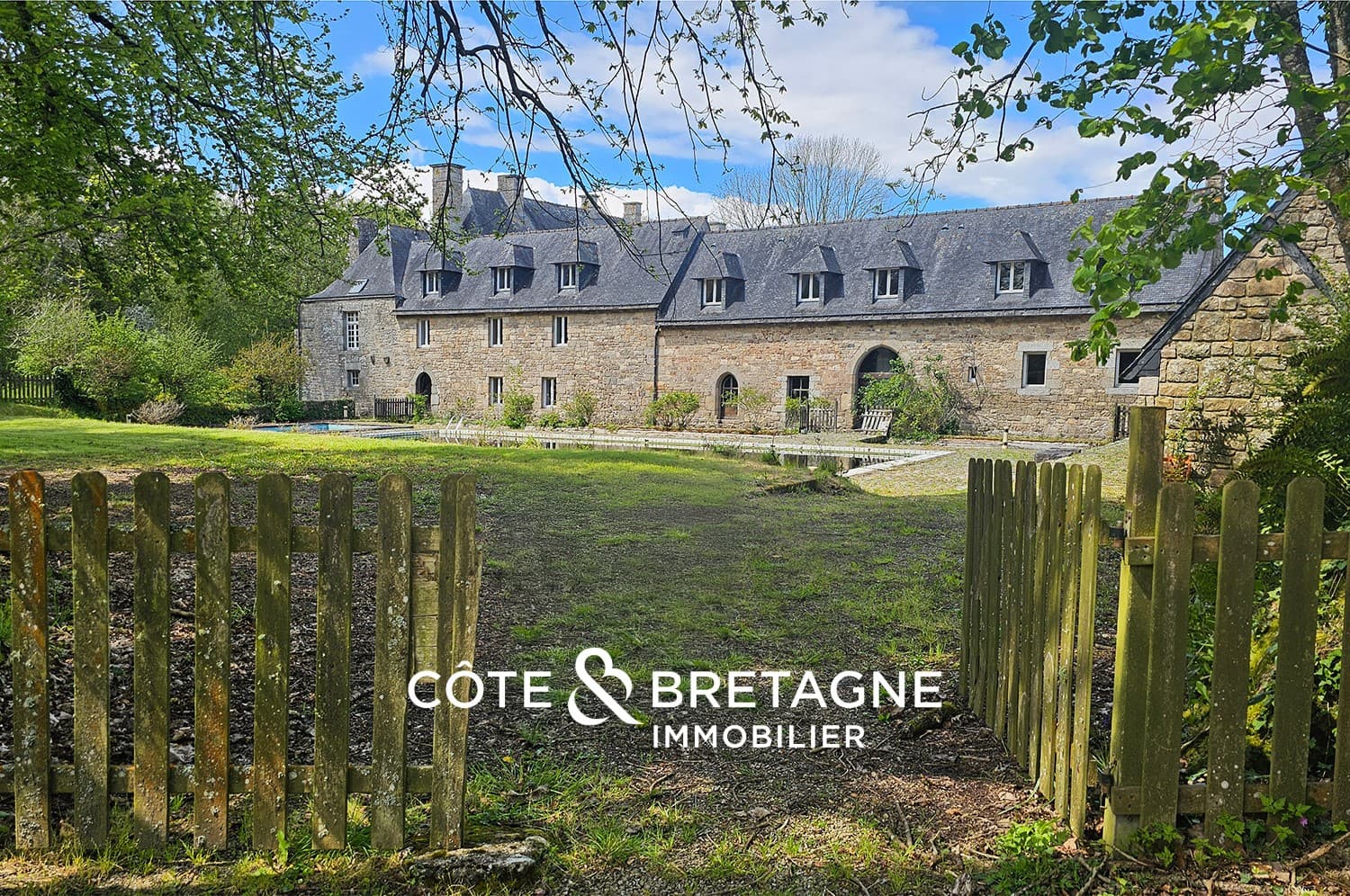 Prestigious Castle in Brittany 5
