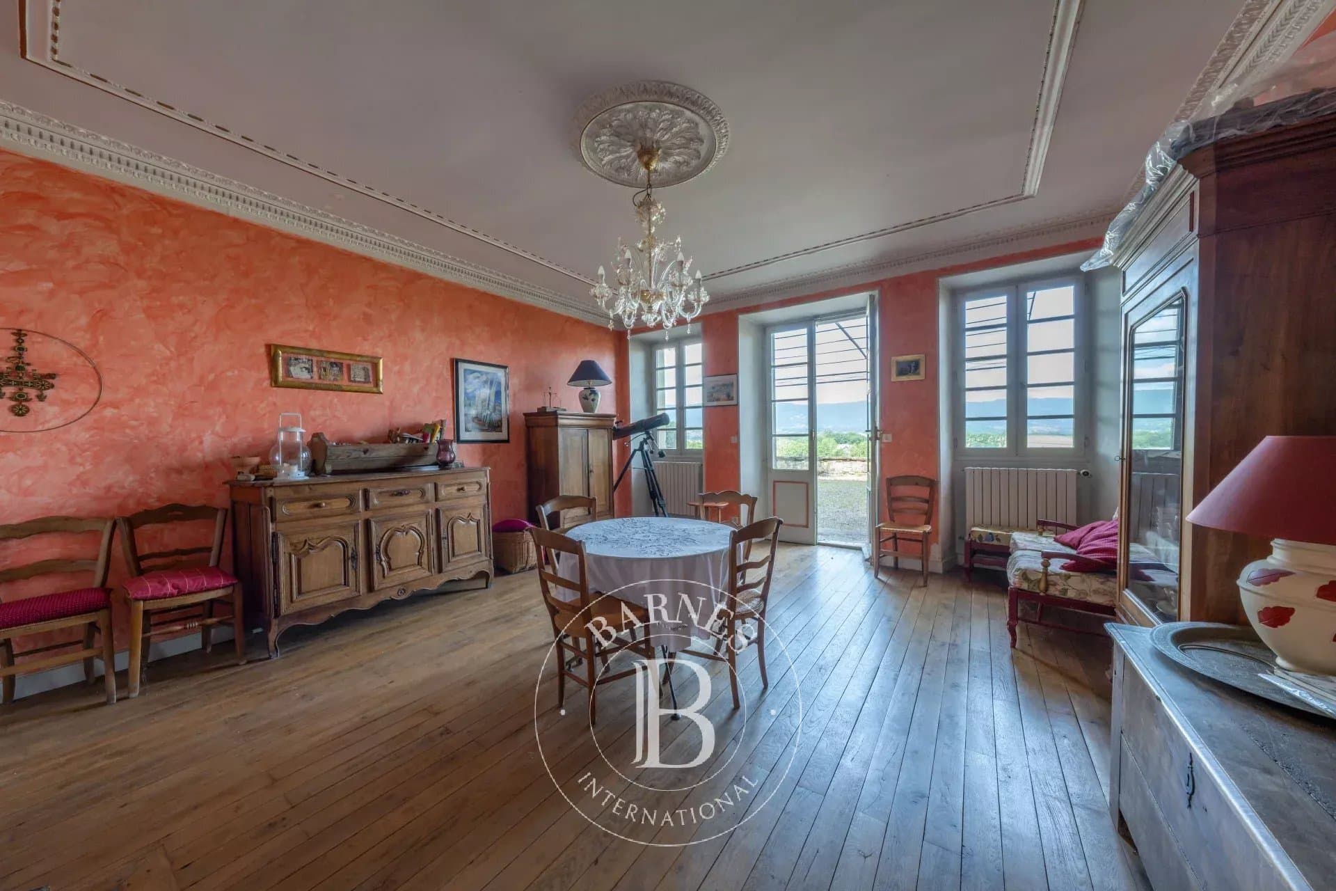 Château with Pool and Seven Bedrooms Near Annecy 5