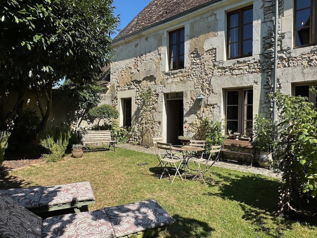 Charming 15th Century Manor With Landscaped Garden 2