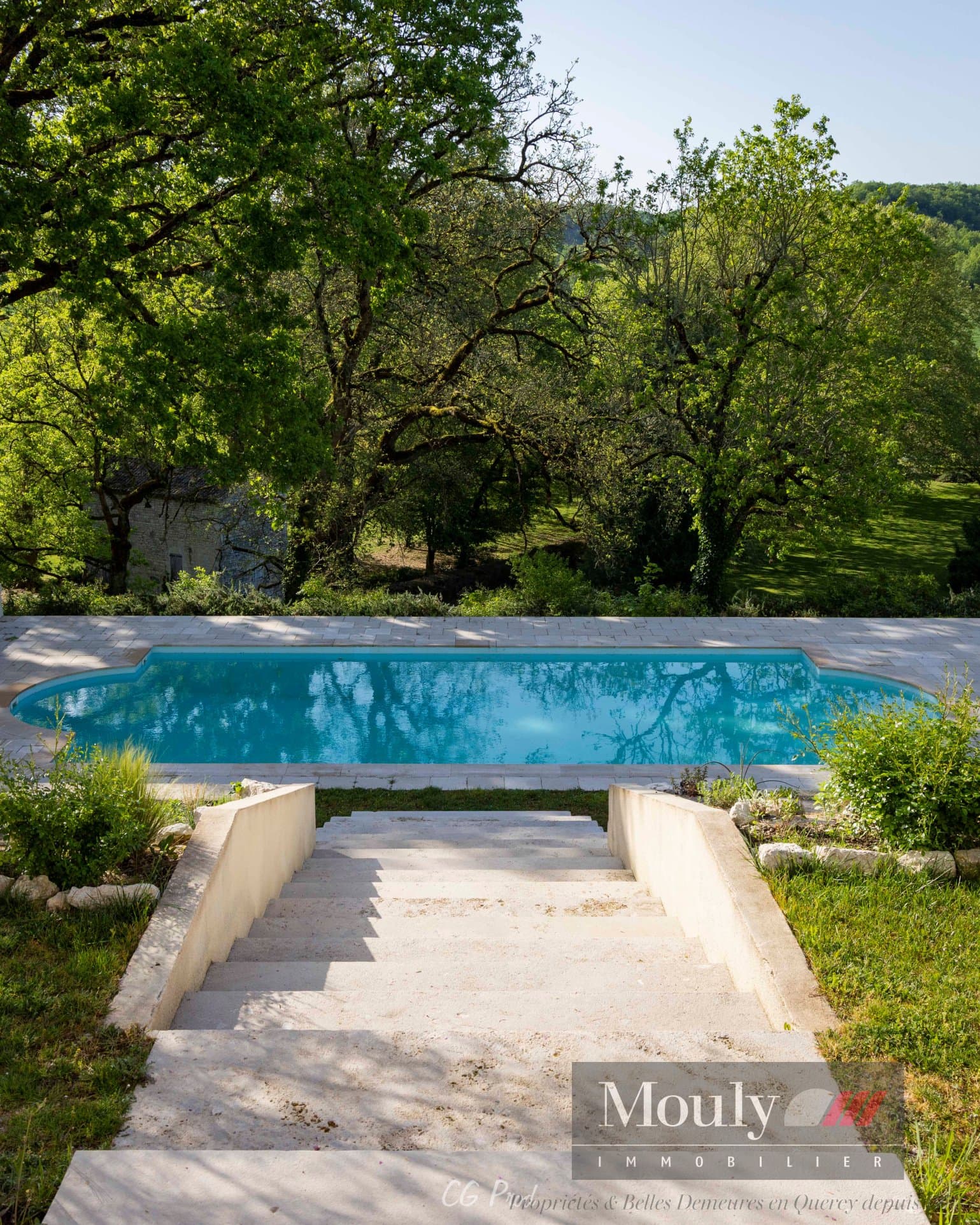 Exceptional Estate with Historic Roots and Modern Comfort 4