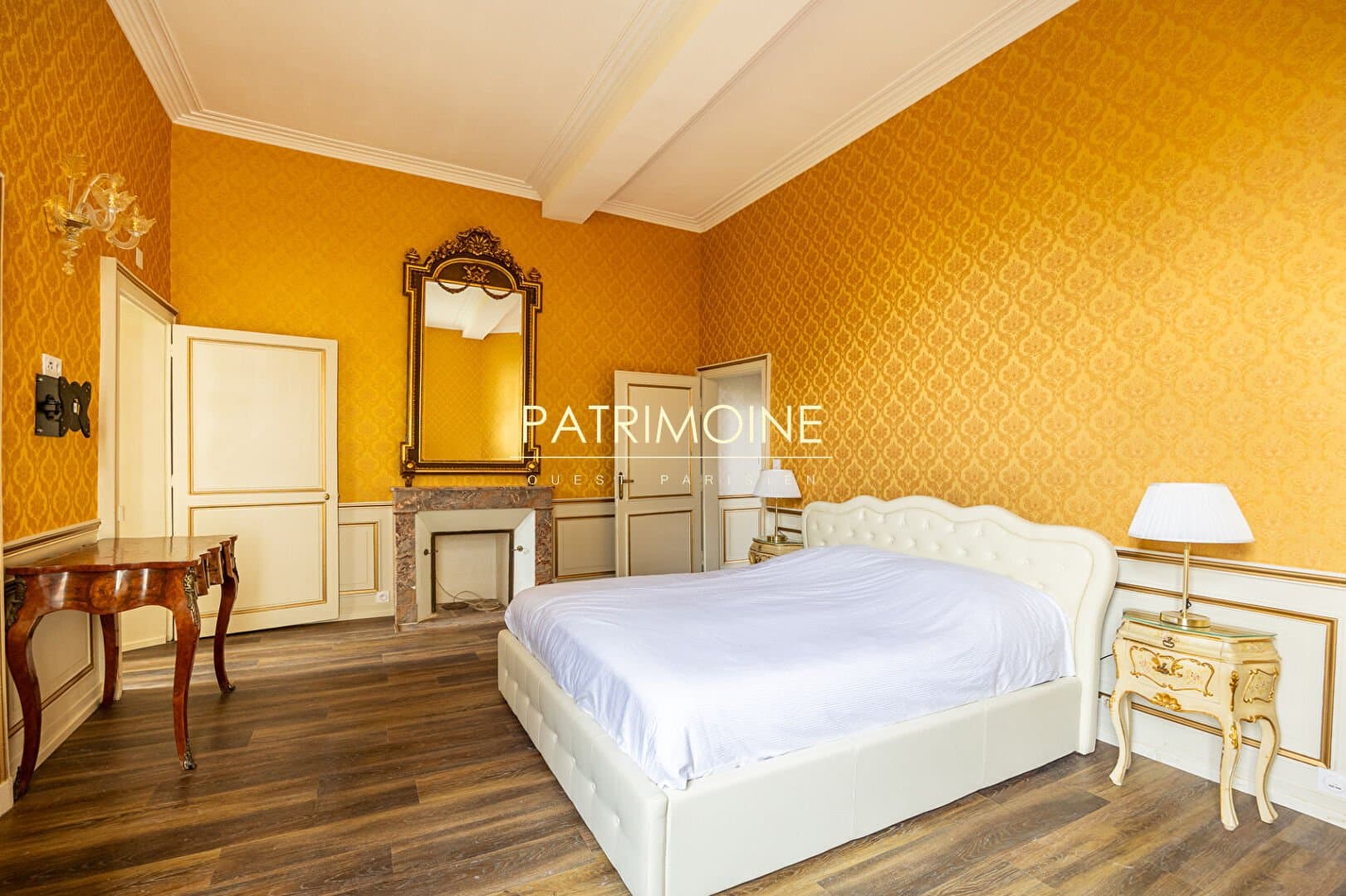 Exceptional 19th Century Château With 7 Bedrooms And 12,500 M² Park 5