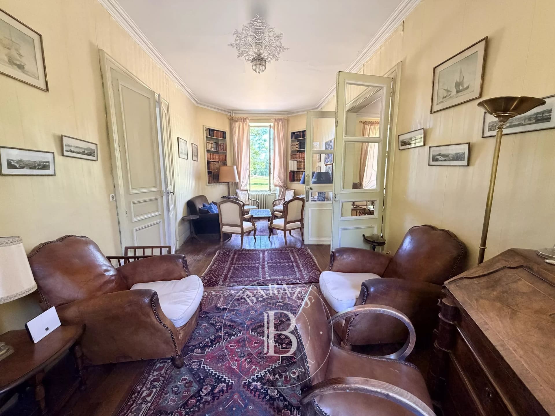 Château With 7 Bedrooms On 30 Hectares Of Wooded Land 4