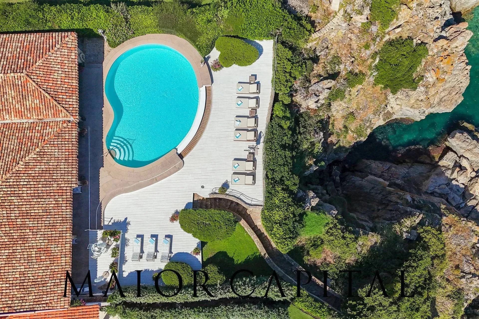 Luxury Villa with Breathtaking Sea Views in Porto Rotondo 3