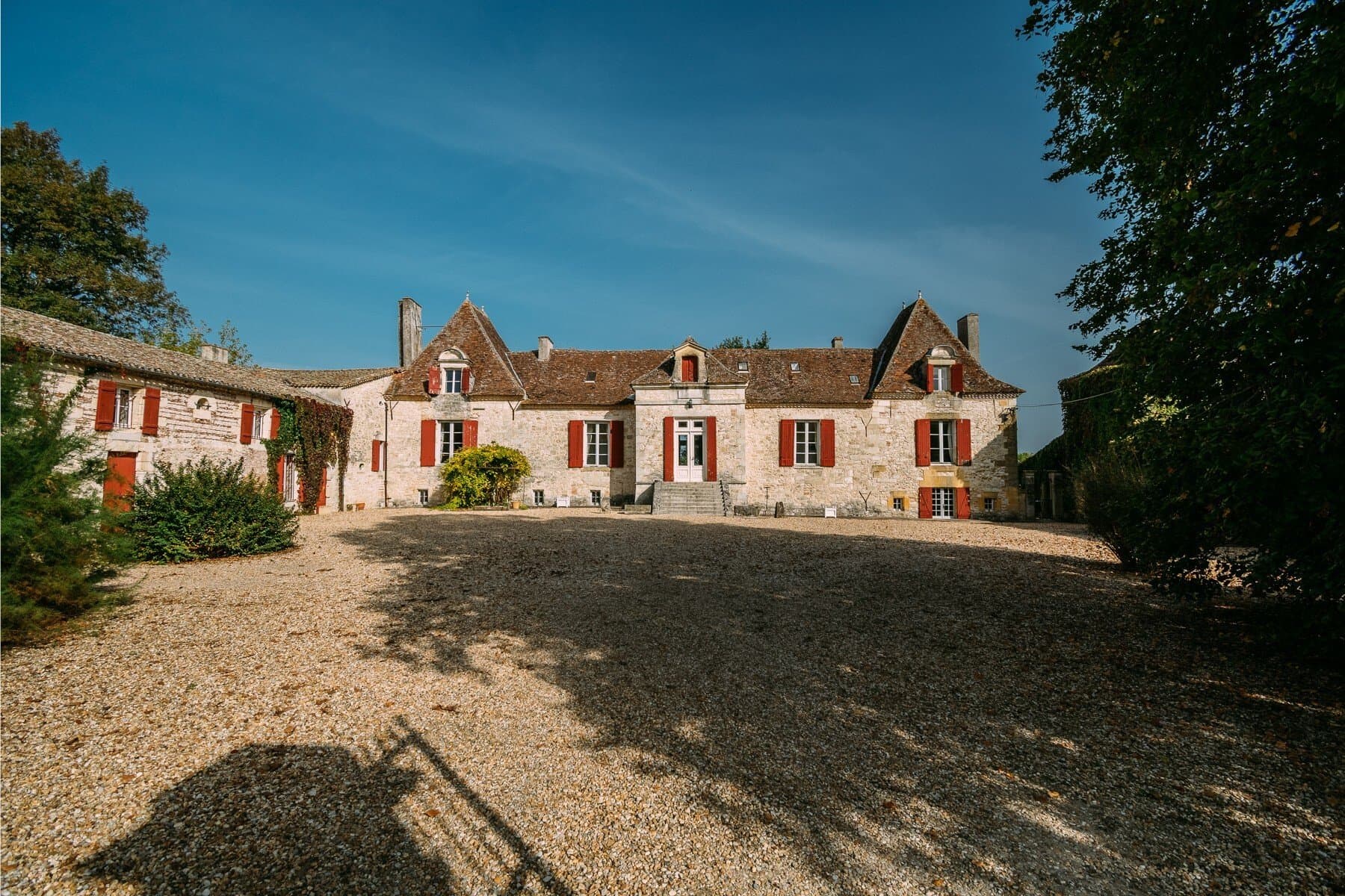 Château with 7 Bedrooms and Extensive Equestrian Facilities 2