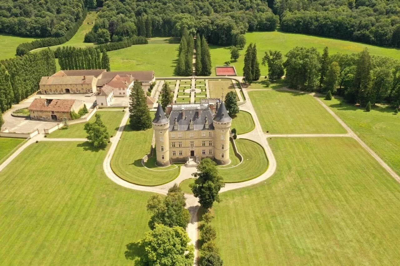 Exceptional 13th Century Castle With Extensive Grounds And Equestrian Facilities 2
