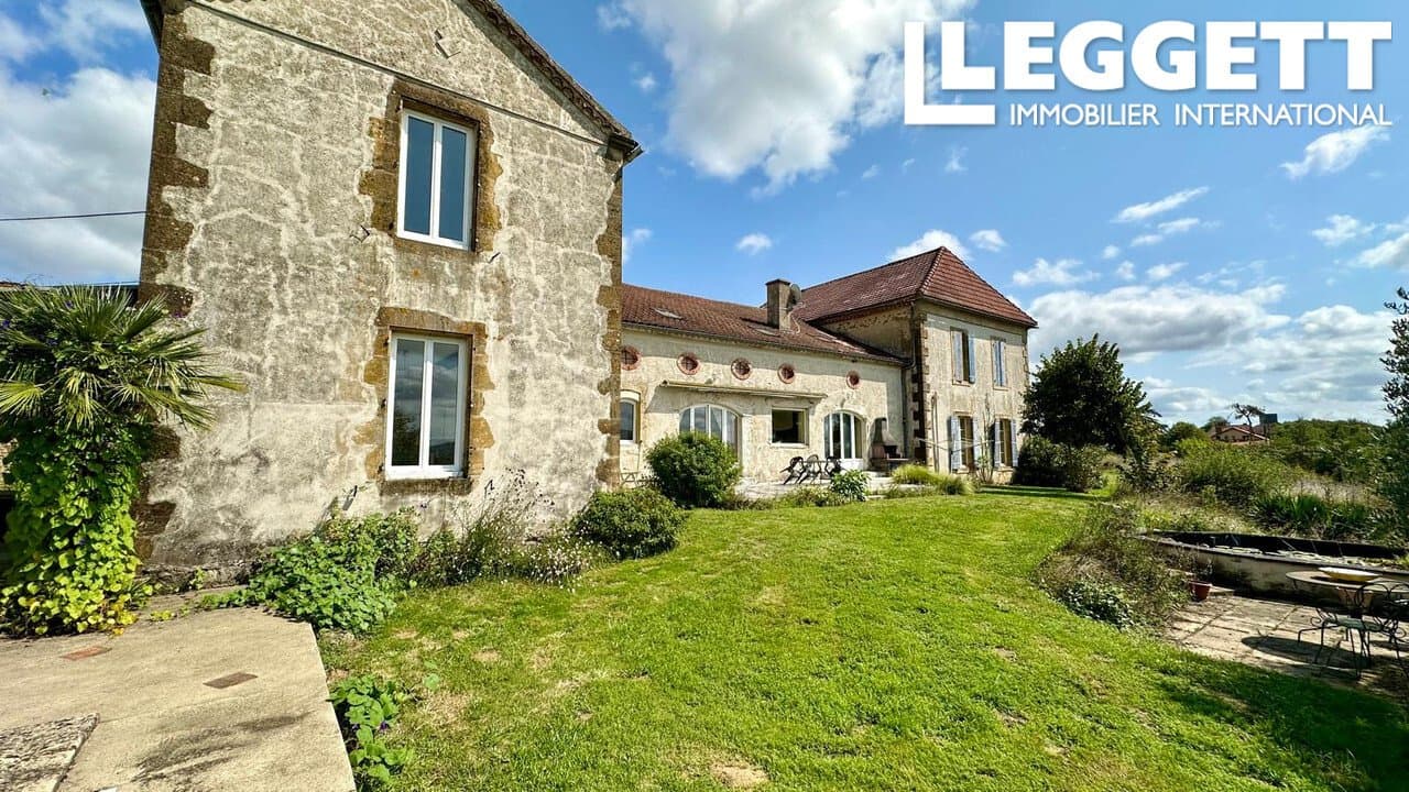 Elegant Château With Panoramic Views Of The Pyrenees 4