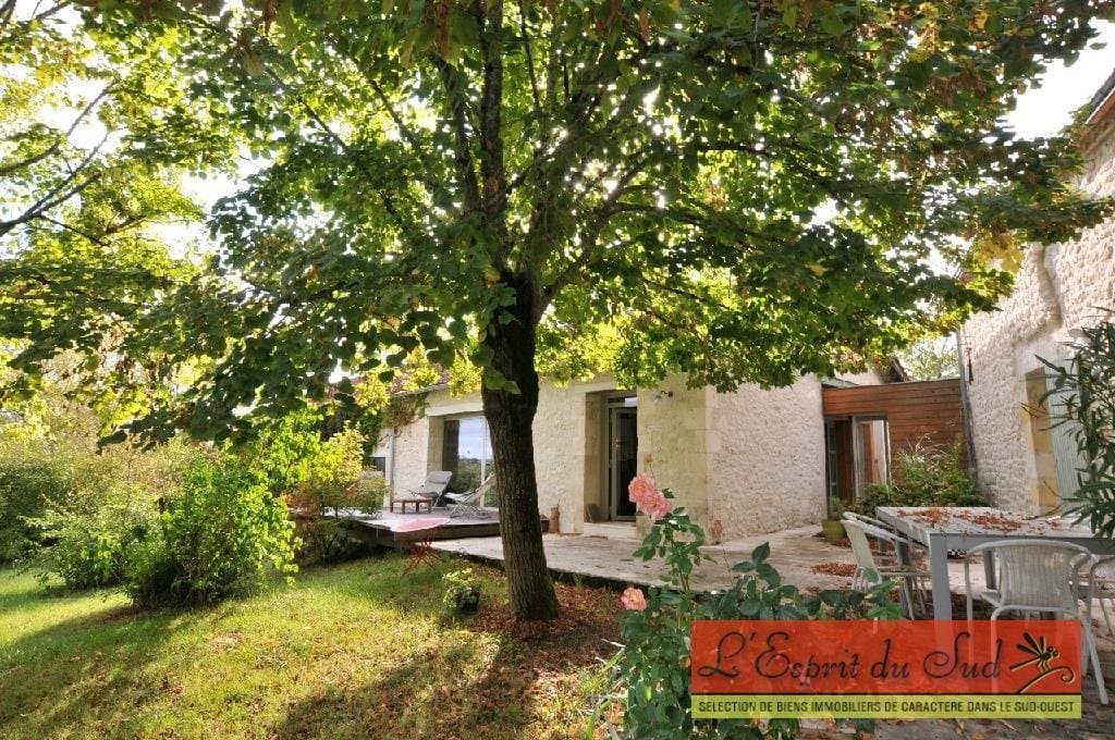 Organic Wine Estate Château With 6 Bedrooms And 360° Views 4