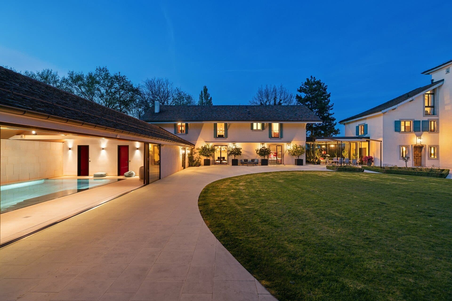 Majestic Castle with Indoor Pool and Staff House Near Geneva 3