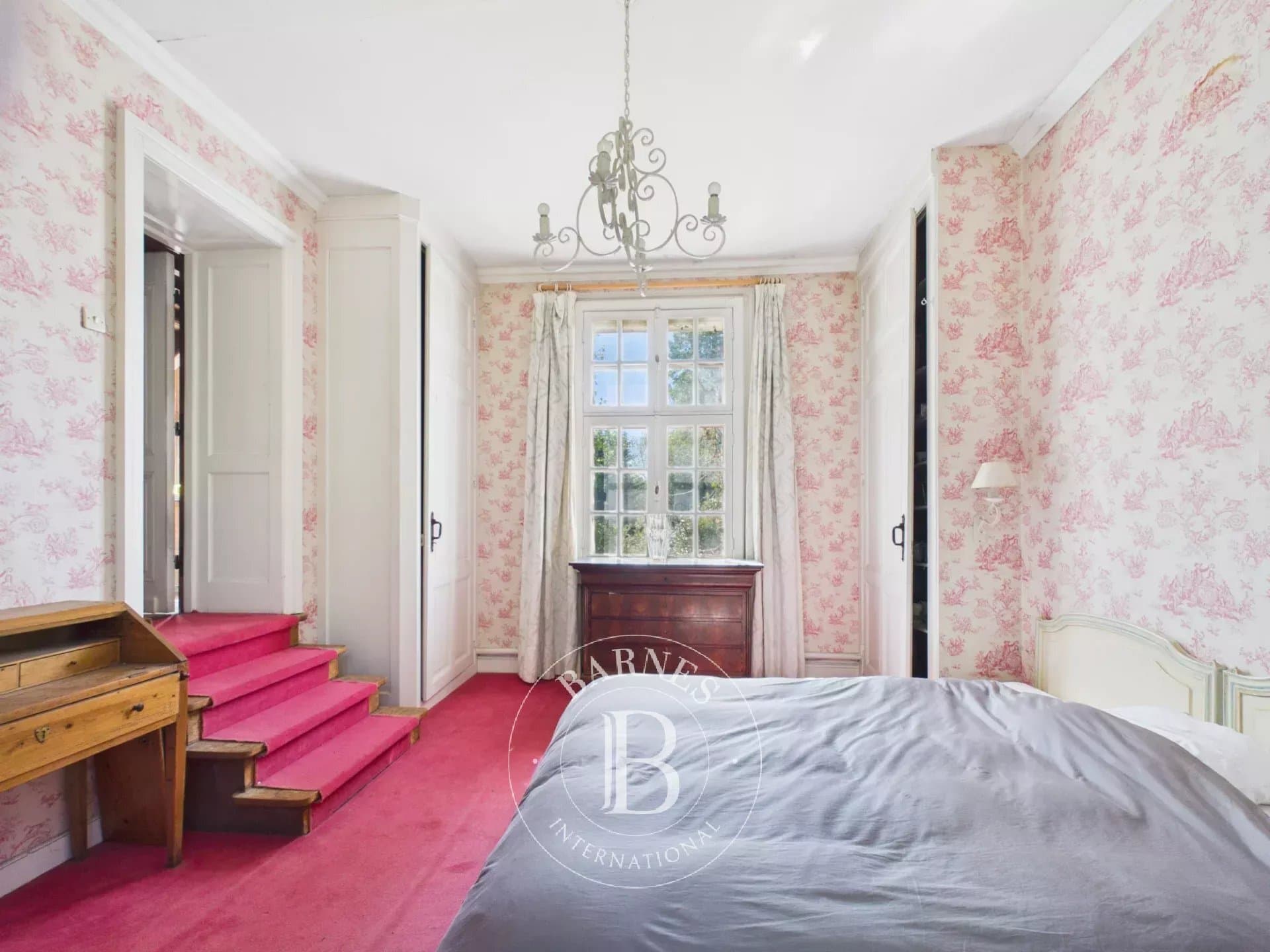 Historic Château With Renovation Potential Near Lille 5