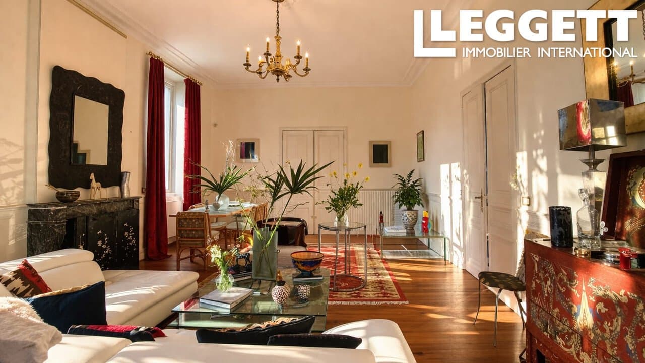 Exceptional Riverside Manoir With Gîte And Private River Frontage 4