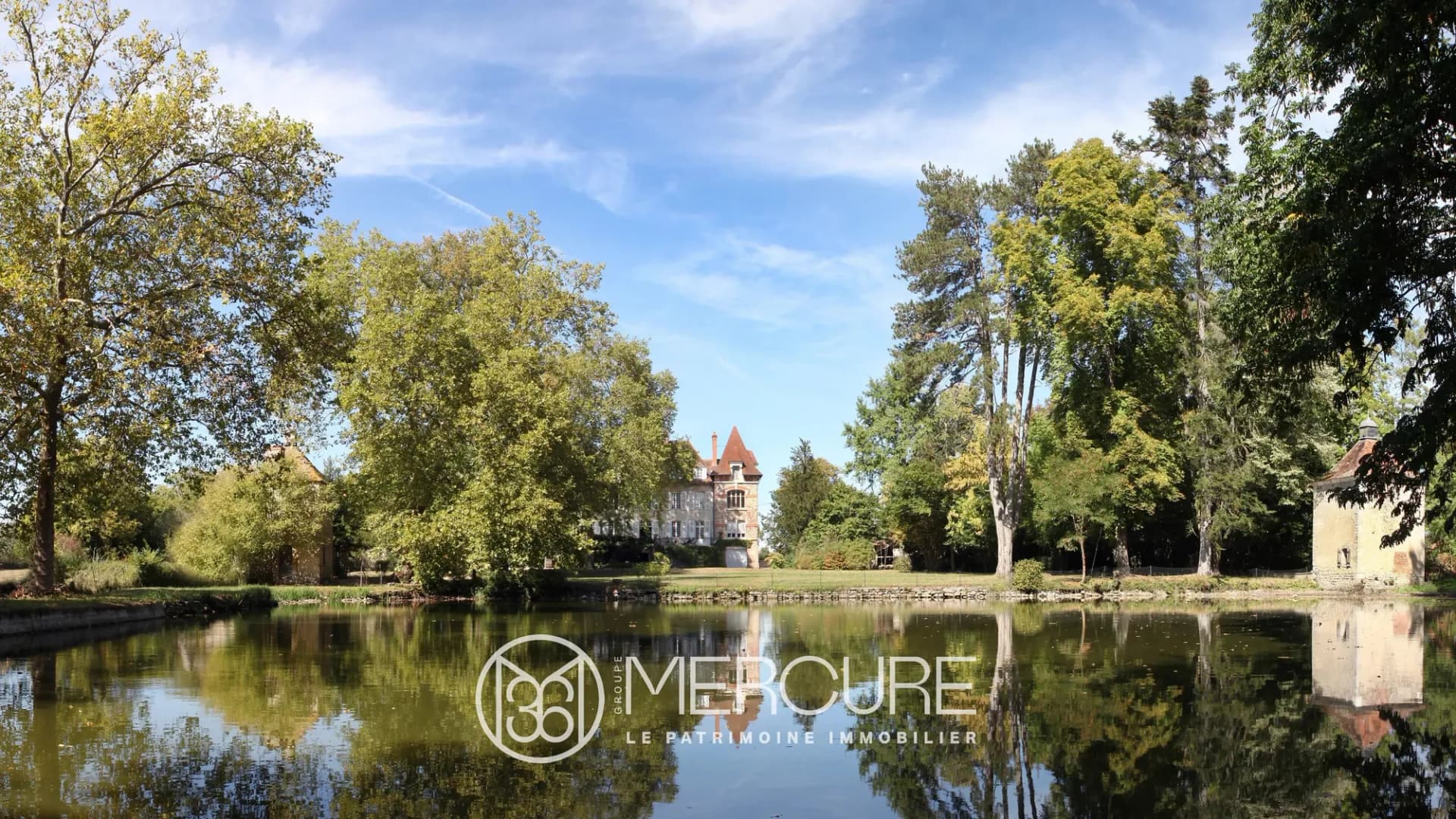 Charming 18th Century Château With Outbuildings And Expansive Grounds 3