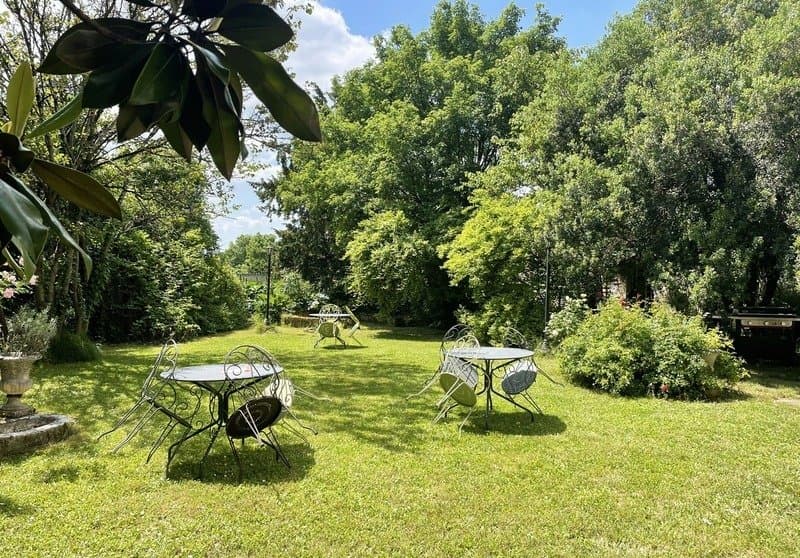 Profitable 18th Century Château With Guesthouse Near Cognac 3