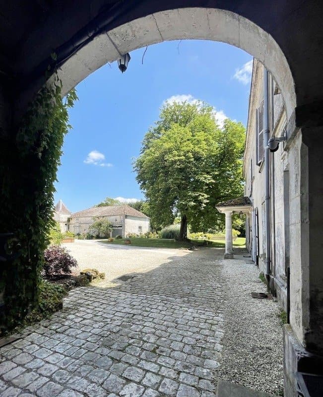 Profitable 18th Century Château With Guesthouse Near Cognac 5