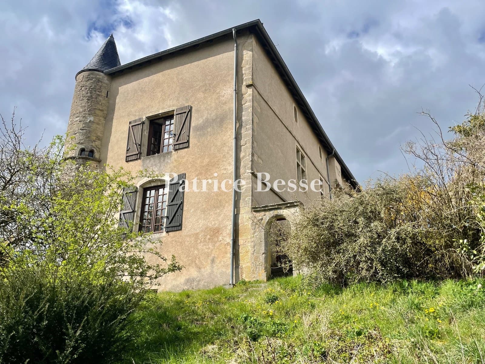Charming Castle With 4 Bedrooms And Terrace 3