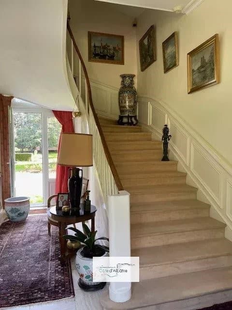 Charming 19th Century Castle with 6 Bedrooms 5