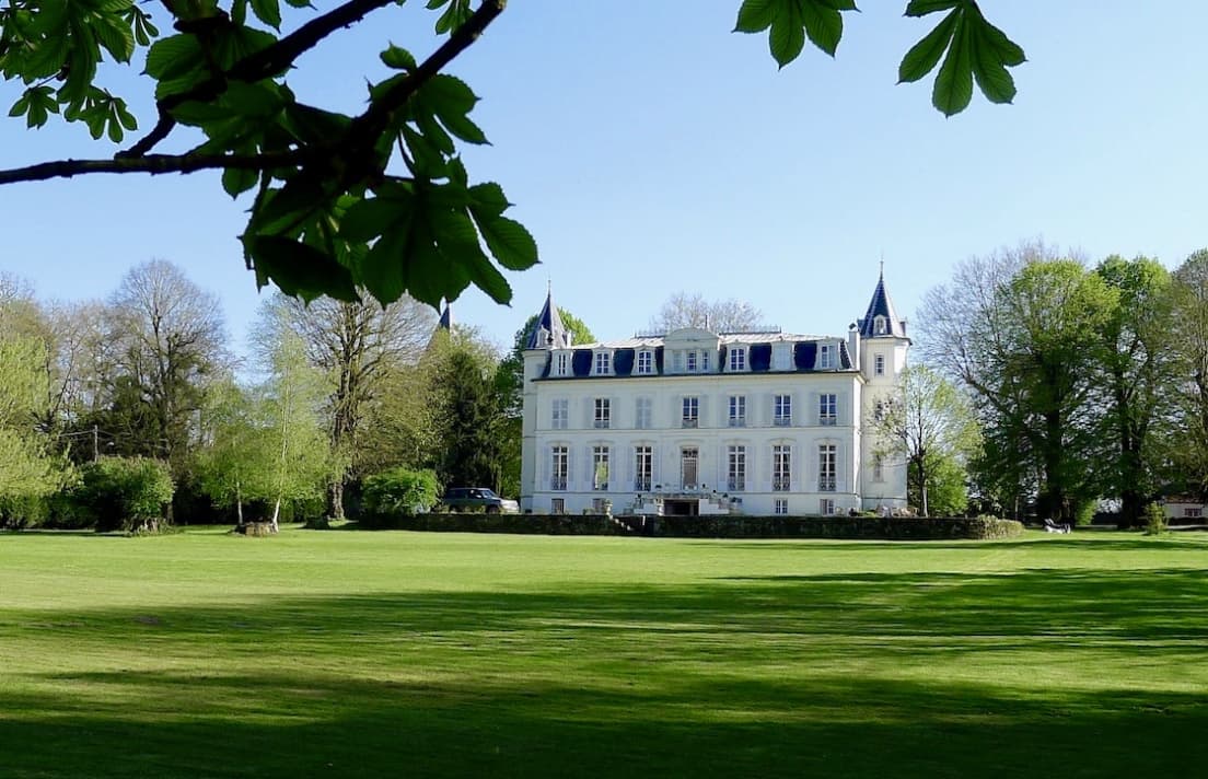 Spacious 18th Century Manor House with 8 Bedrooms — Manor House for sale