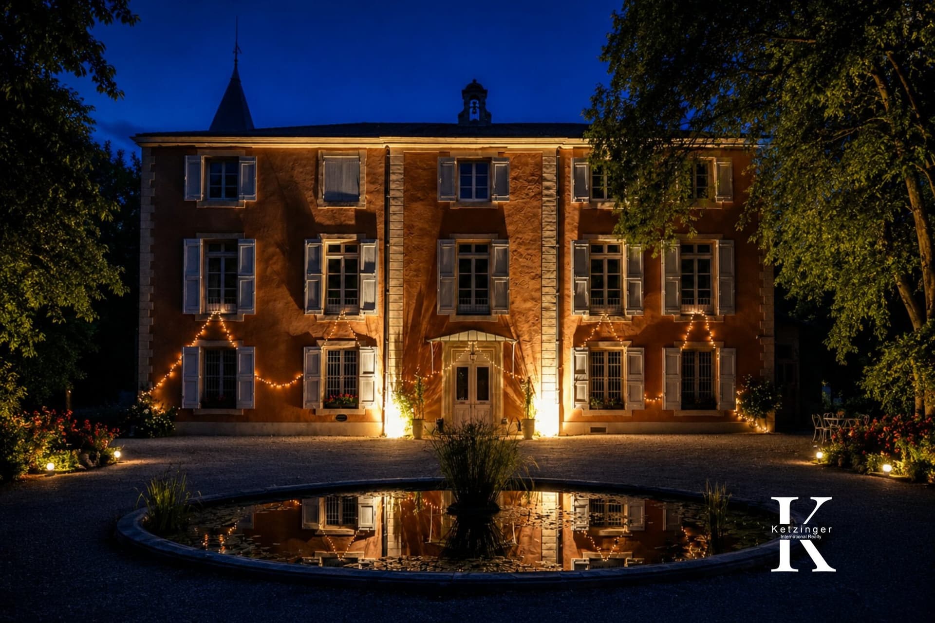 Exceptional Château With High-End Features And Expansive Grounds — Château for sale in Hérault, France