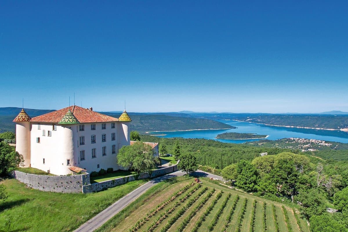 Exceptional 17th Century Château With Panoramic Views And Heated Swimming Pool 2
