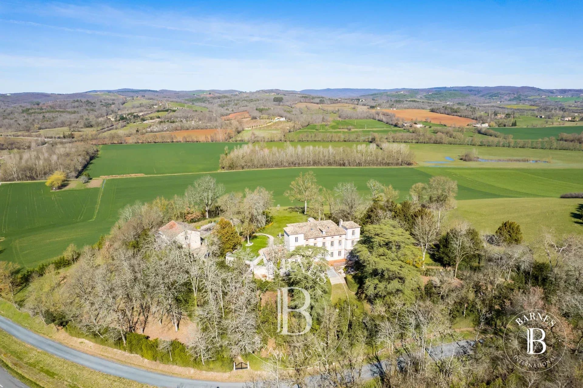 Renovated 13th Century Château With Pool And 18 Hectares Of Farmland 3