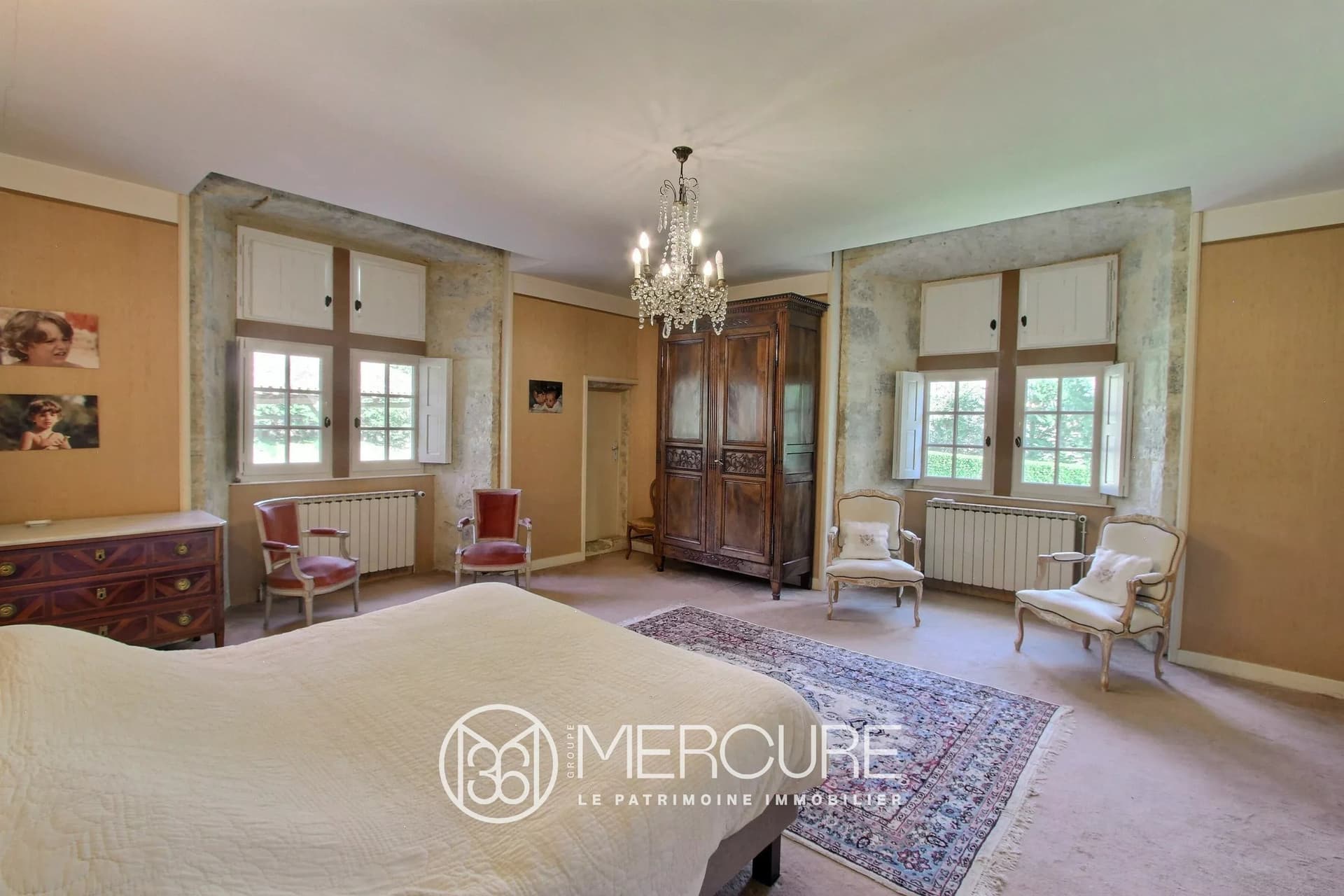 Charming 13th Century Manor House With Pool And 2 Hectares Of Park 4