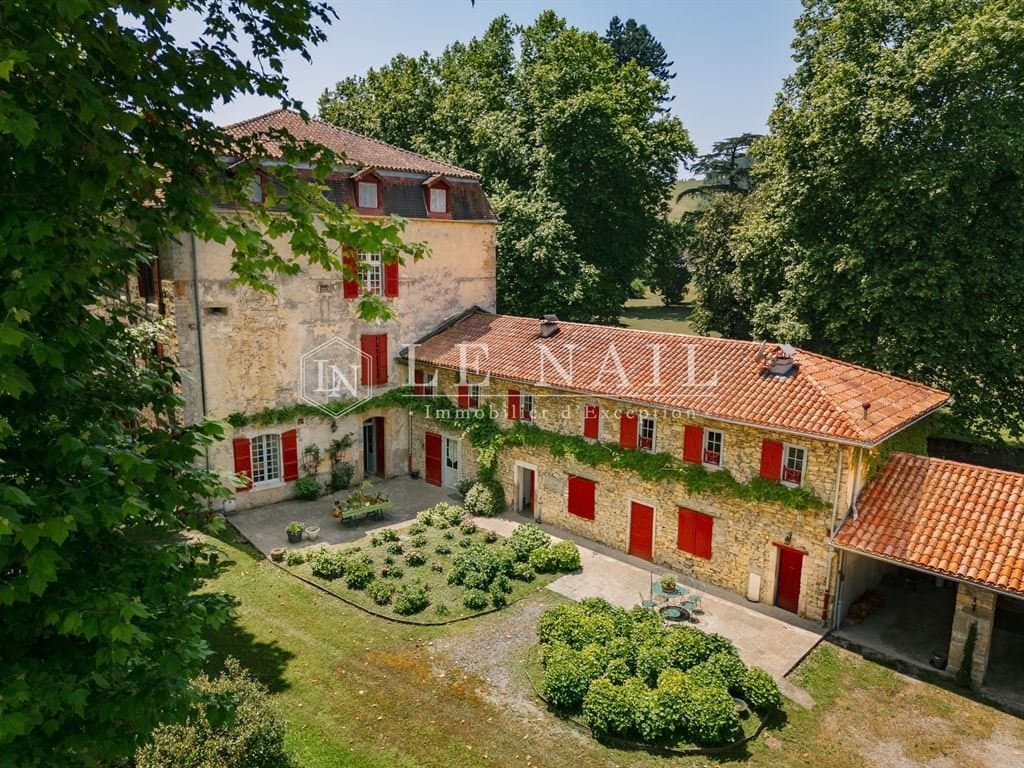 Historic Château With Outbuildings And Scenic Grounds 4