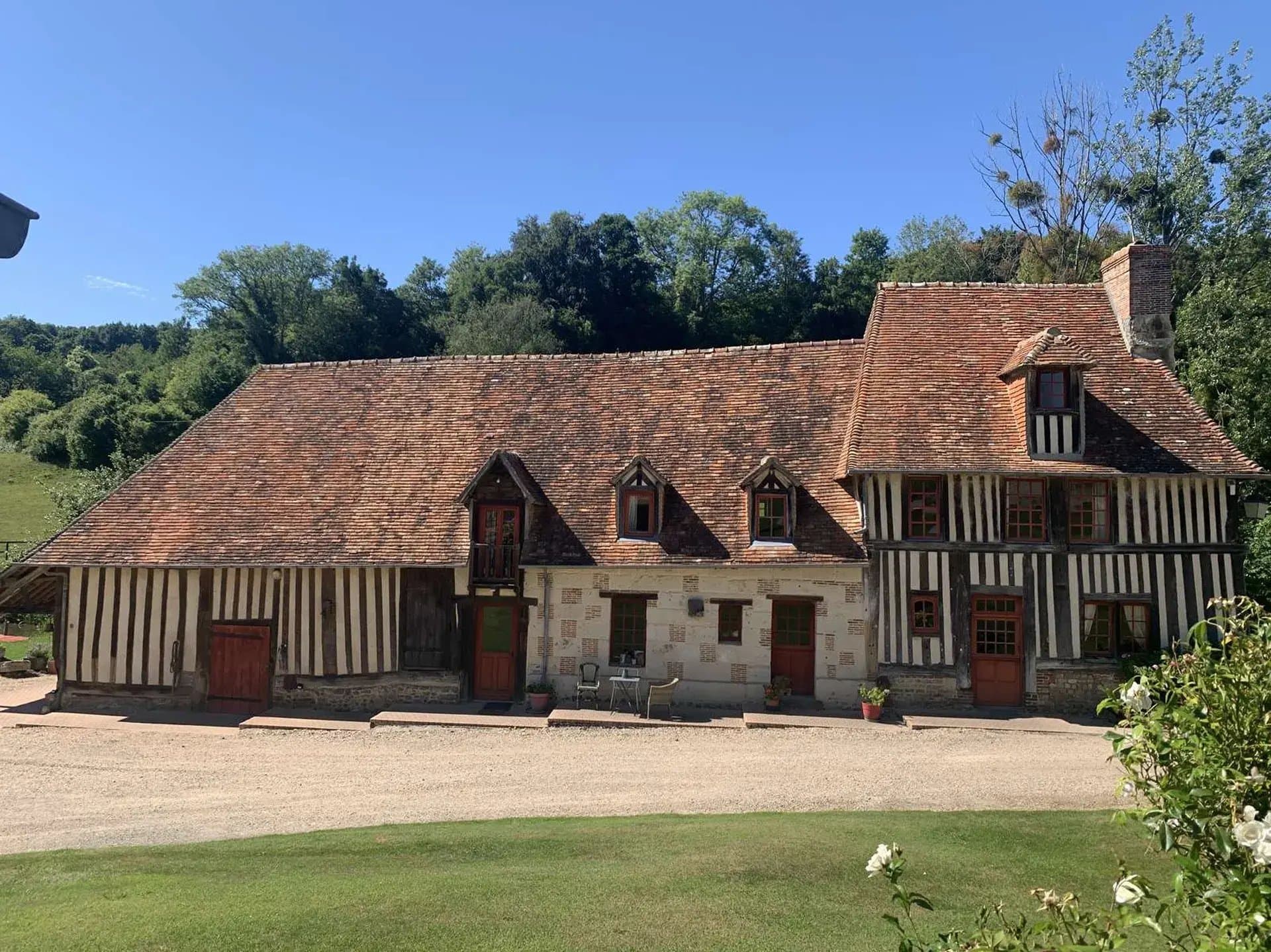 Exceptional Horse Breeding Stud With Historic Manor And 48 Hectares