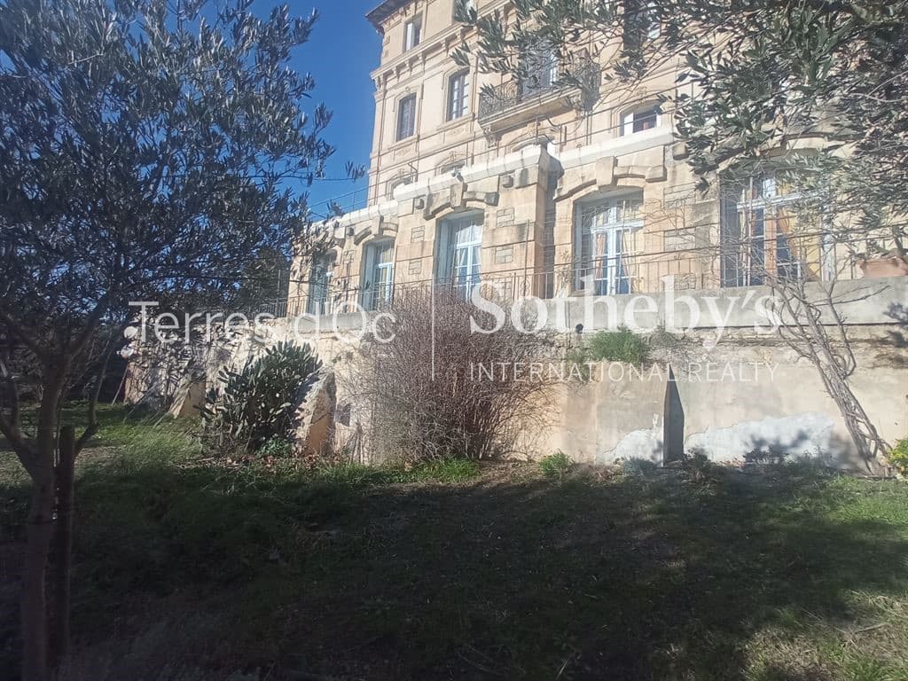 Elegant 18th-19th Century Château With Pool And Barn 5