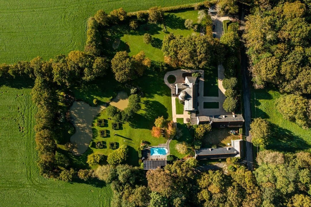 Renovated 16th Century Manor With Heated Pool And Golf Practice Area 4