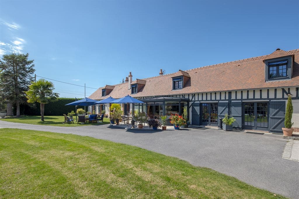 Charming 19th Century Castle With Heated Pool And Discotheque — in Normandy, France