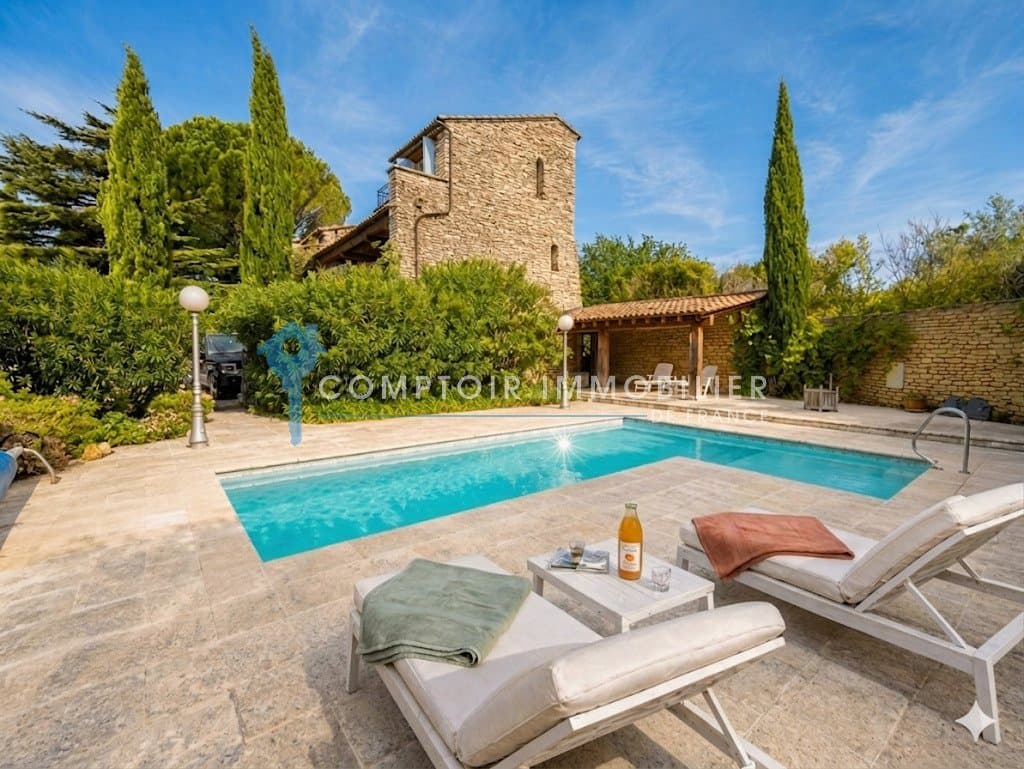 Elegant Character Property With Garden And Swimming Pool 3