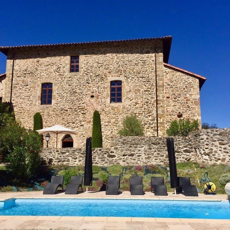 Restored 14th Century Castle With 10 Rooms And Swimming Pool