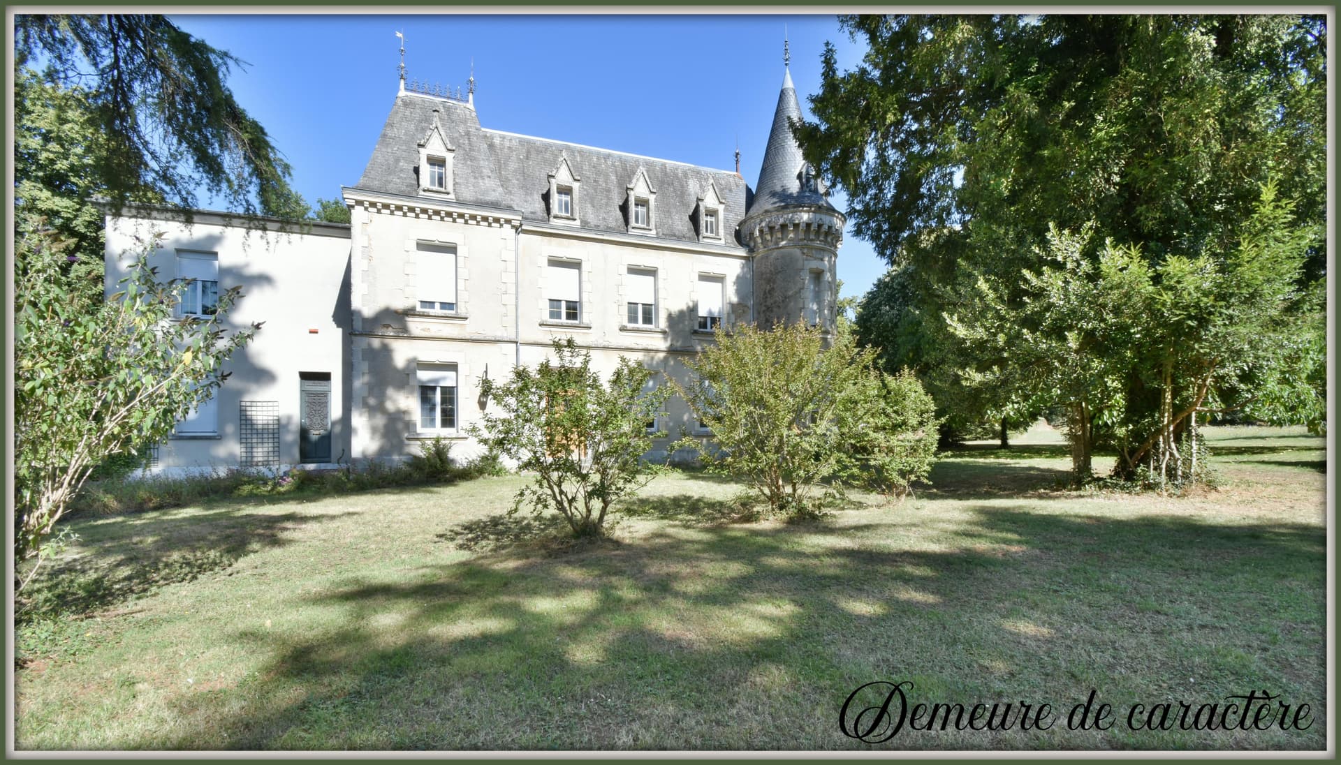 Charming Castle with Kitchen and Bedroom 2
