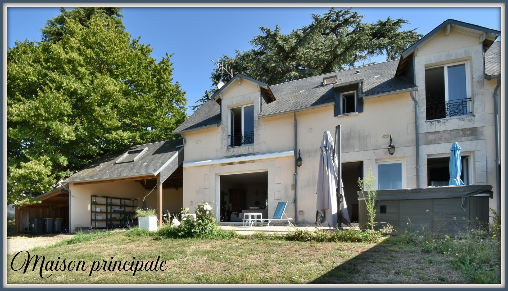 Charming Castle with Kitchen and Bedroom 3